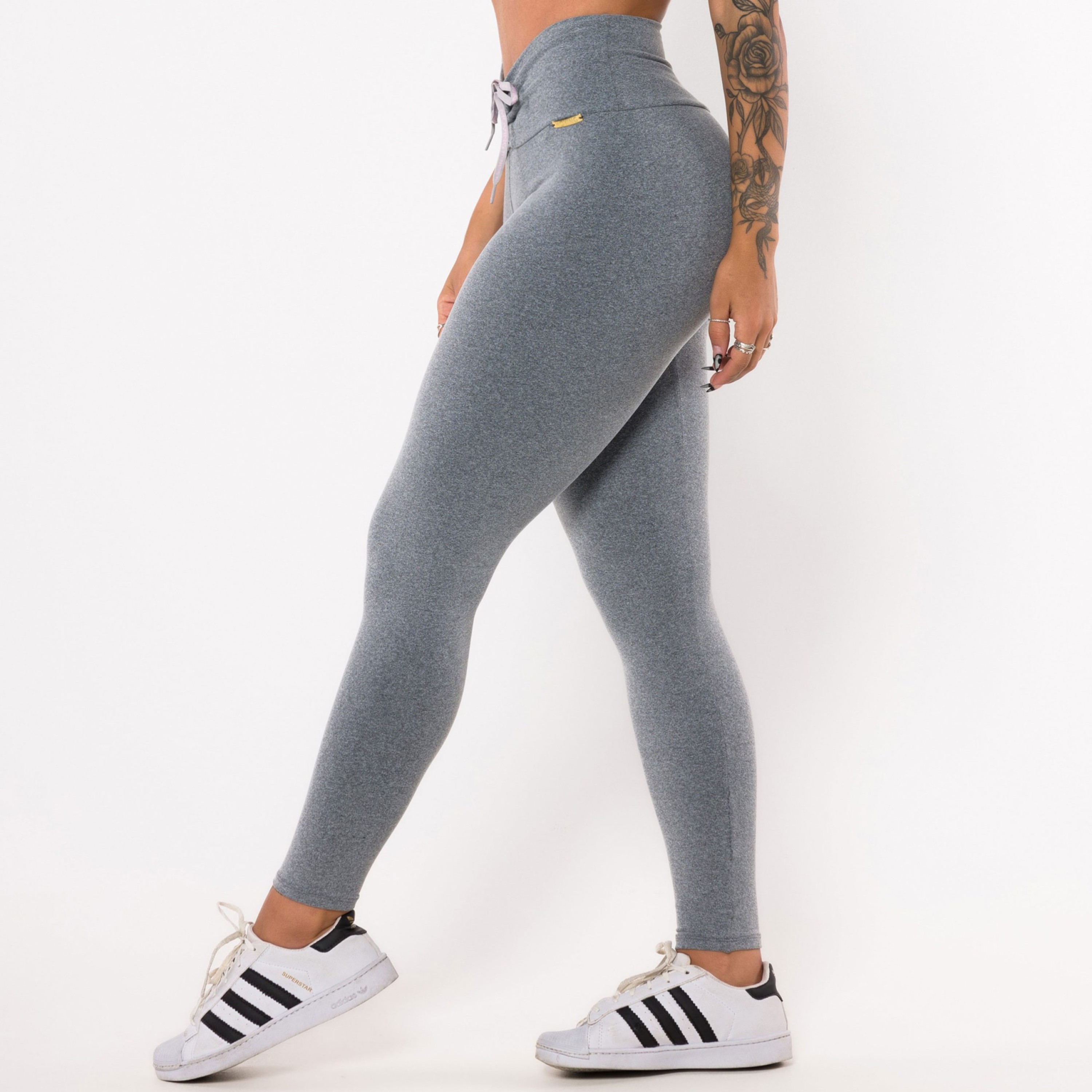 Legging cinza com best sale rosa