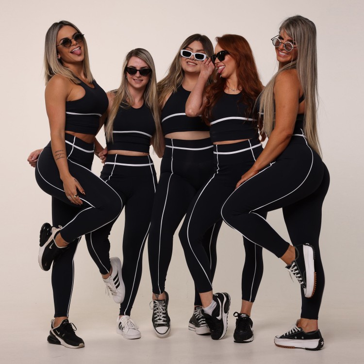LEGGING QUEENS EMPINA BUMBUM PRETA COM BRANCO