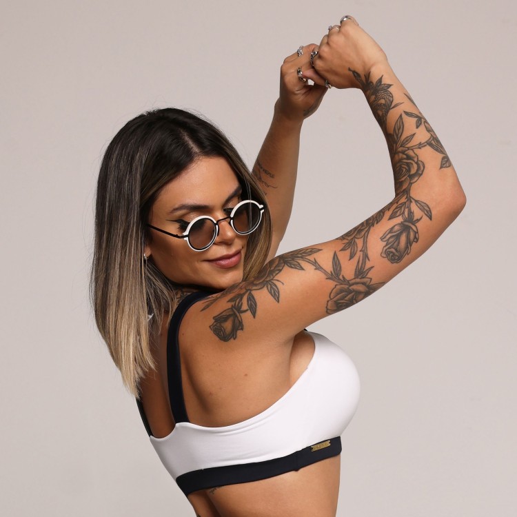 TOP PARIS BRANCO COM PRETO