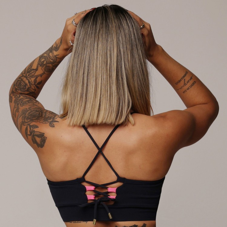TOP EVEREST PRETO COM ROSA NEON