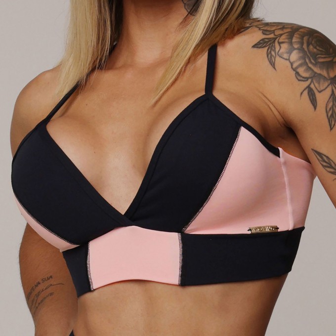 TOP SPEED PRETO COM BLUSH