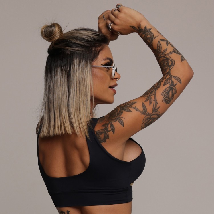 TOP FAIXA PRETO