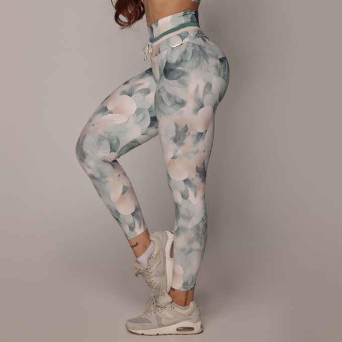 LEGGING EMPINA BUMBUM PLUMAS EXCLUSIVA
