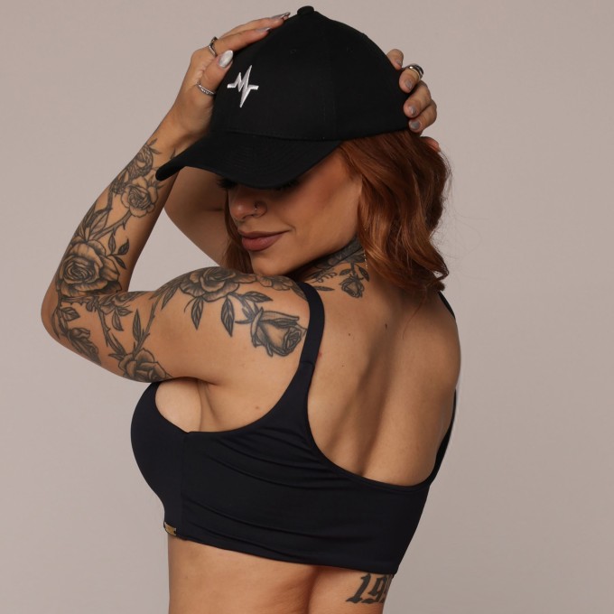 TOP ESSENTIAL PRETO