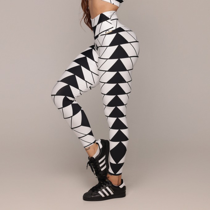 LEGGING CHADE EMPINA BUMBUM SPECTRA EXCLUSIVA