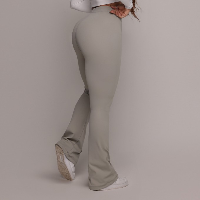 CALÇA FLARE CINZA SPACE