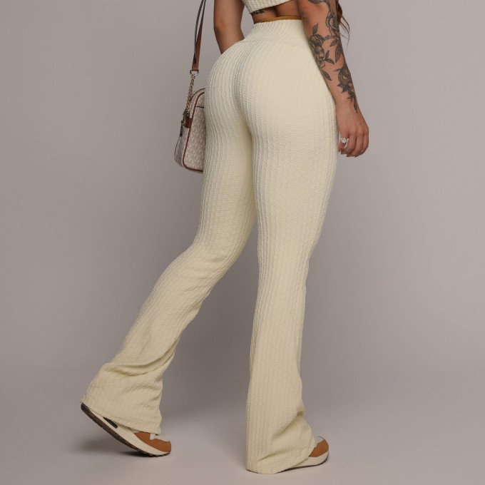 CALÇA FLARE JACQUARD SAVOIR BAUNILHA