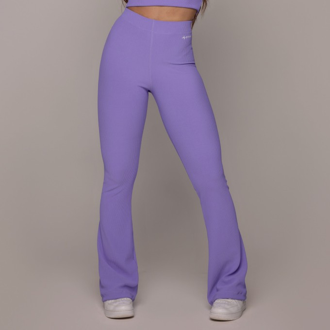 CALÇA FLARE JACQUARD CANELADO LAVANDA