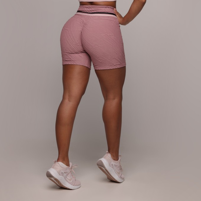 SHORT EMPINA BUMBUM JACQUARD GRAFIATO ROSA QUEIMADO