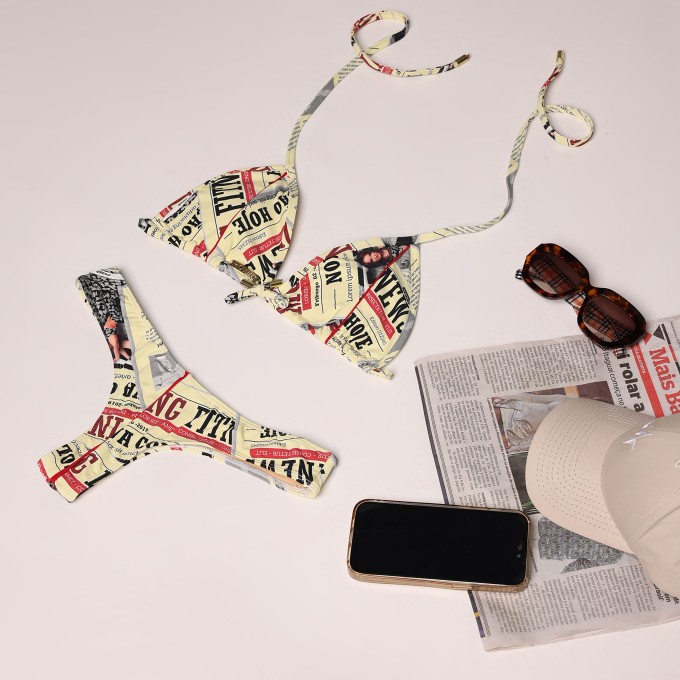 BIQUÍNI CORTININHA NEWSPAPER