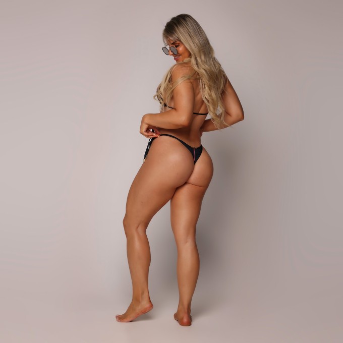 BIQUÍNI CORTININHA PRETO COM ROSA FLÚOR