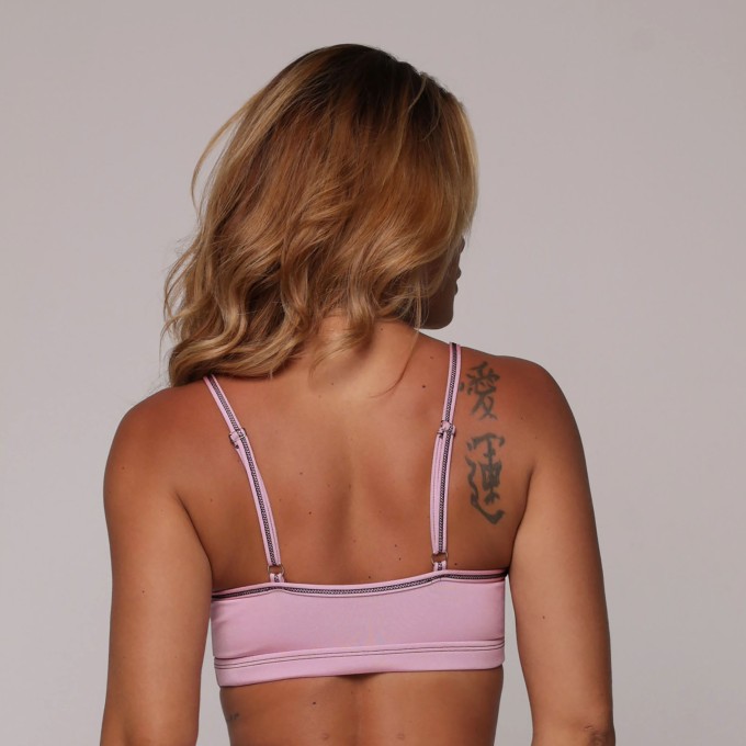 TOP SEUL BLACKOUT GLOSS IOGURTE