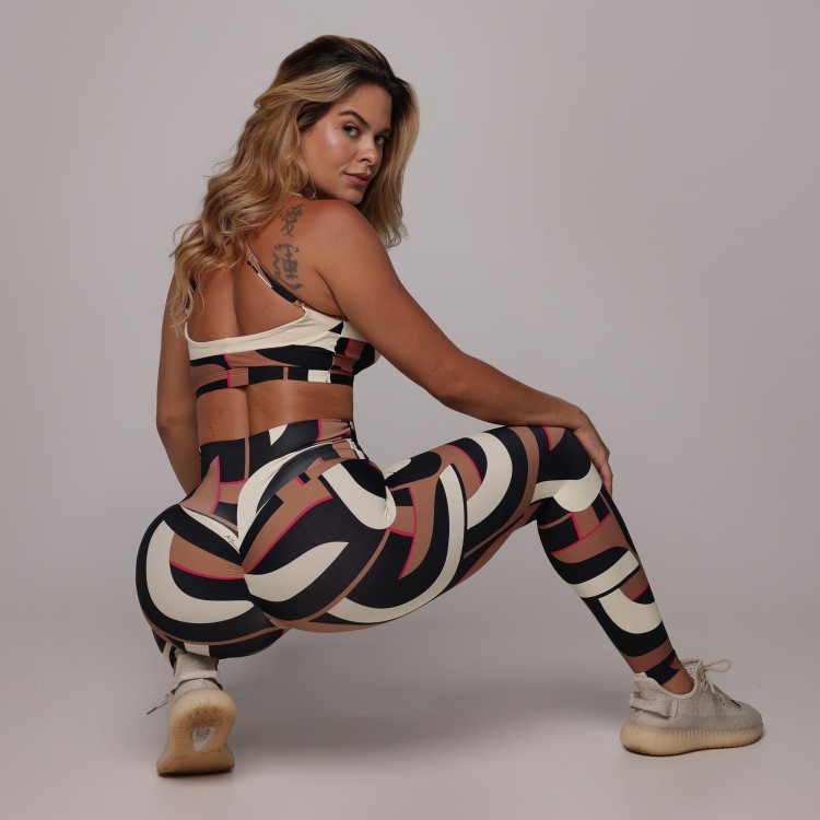 LEGGING CHADE EMPINA BUMBUM CURVE EXCLUSIVA