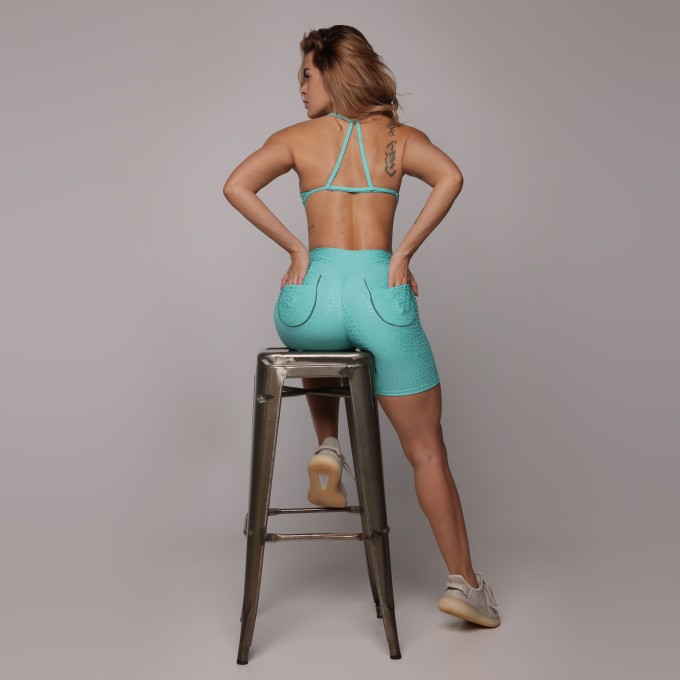 SHORT BOLSINHO EMPINA BUMBUM JACQUARD SNAKE MENTA
