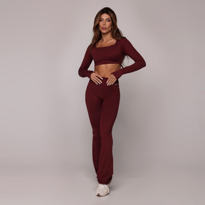 CALÇA FLARE BORGONHA