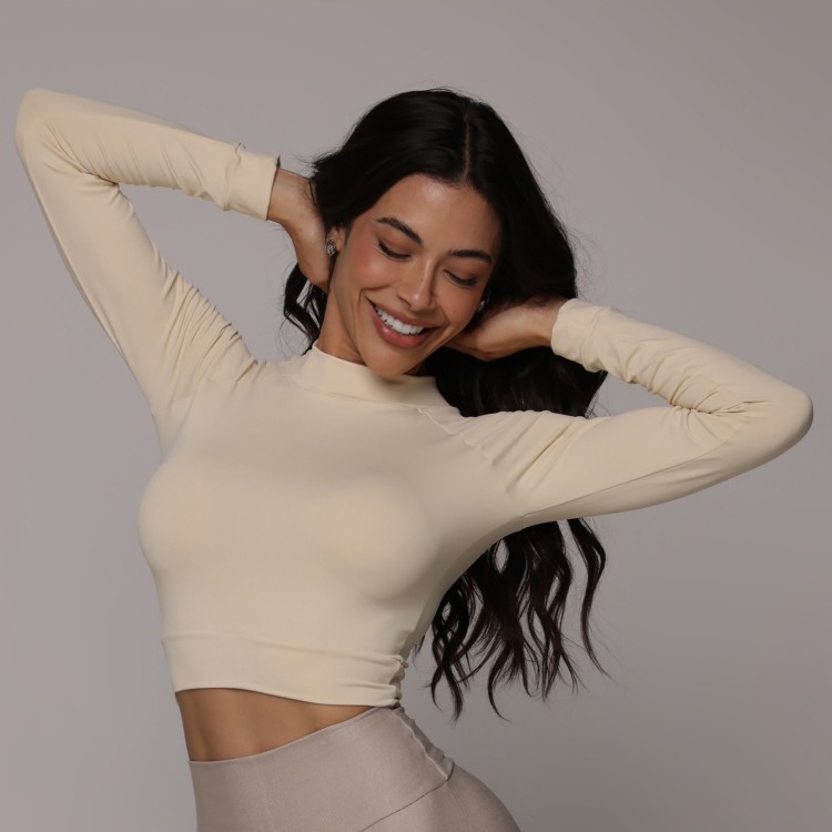 CROPPED CARMEL MANGA LONGA BAUNILHA