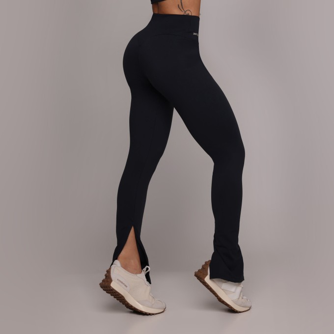 LEGGING FENDA PRETA TOQUE DE PÊSSEGO