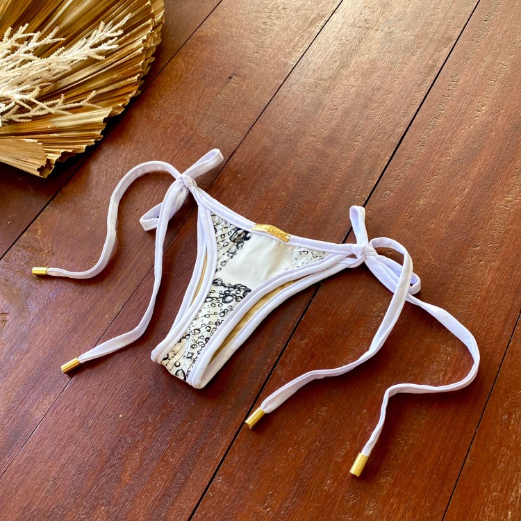 BIQUÍNI CORTININHA GOTAS DE ORVALHO COM BRANCO